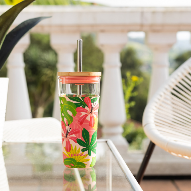 QUOKKA GLASS STRAW TUMBLER WITH SILICONE COVER LIQUID CUBE 540 ML PINK JUNGLE