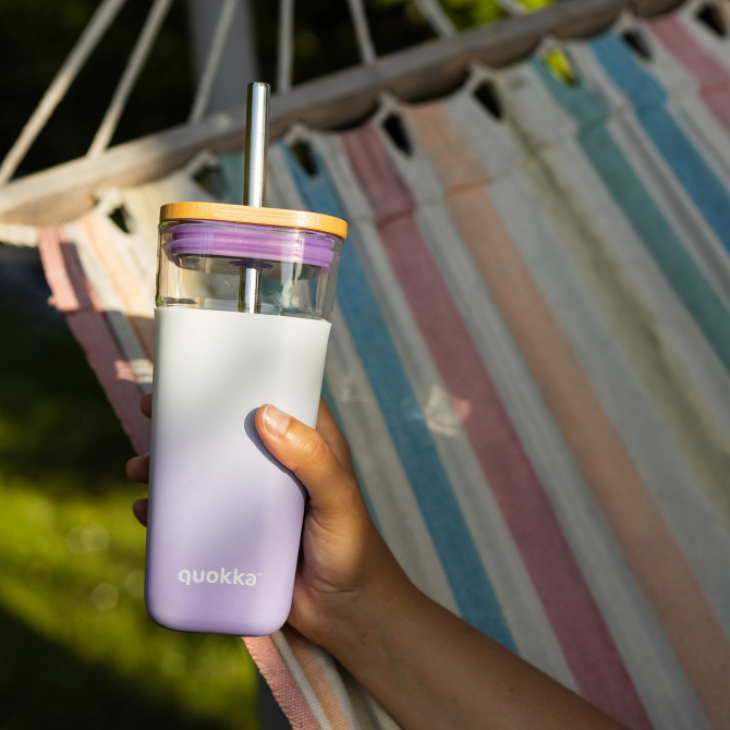 QUOKKA GLASS STRAW TUMBLER WITH SILICONE COVER LIQUID CUBE 540 ML LILAC GRADIENT