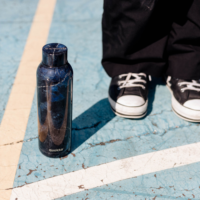 QUOKKA THERMAL SS BOTTLE SOLID BLACK MARBLE 630 ML